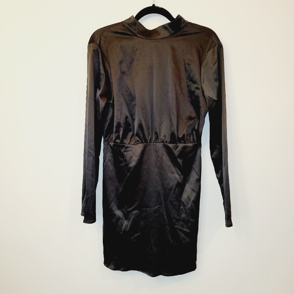 Commense Satin Mockneck Open Back Black long sleeve Mini Dress/Tunic size large